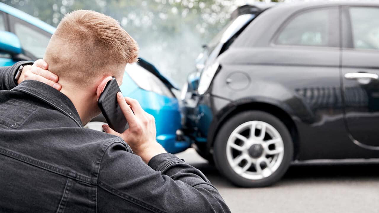 What To Do After A Car Crash: 3 Steps